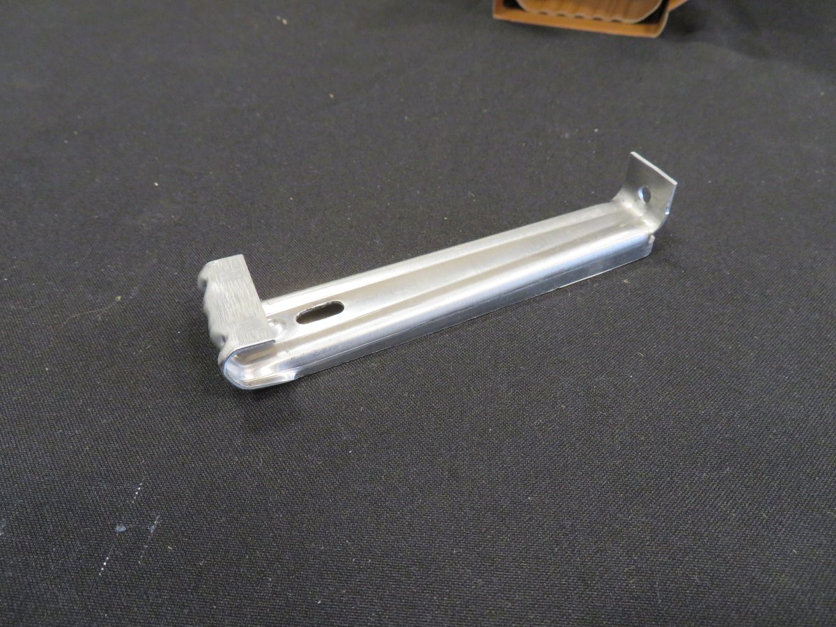 5" STANDARD HANGER NO CLIP